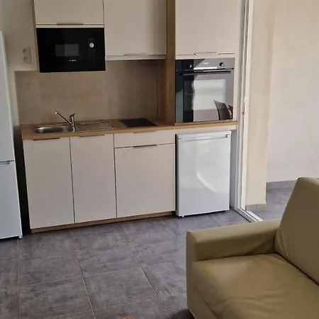 Lg * Venzolasca
