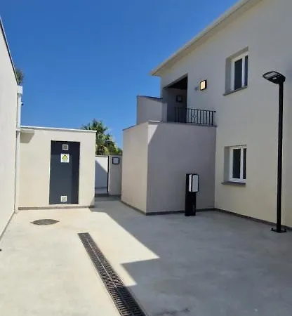 Lg Apartment *