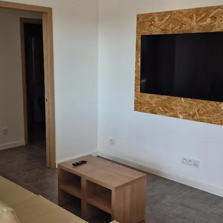 Lg Apartment *