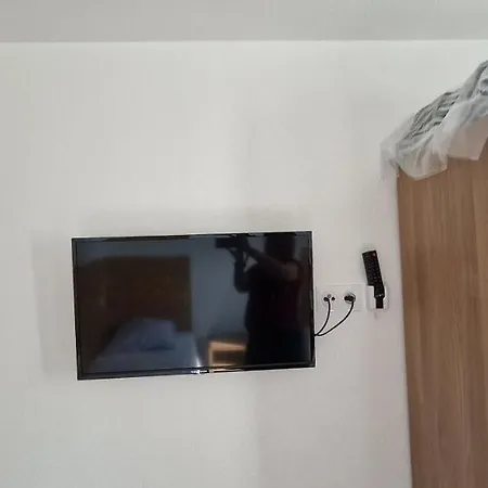 Lg Apartment